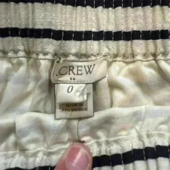 J.Crew Women's Striped Mini Skirt White Size 0 Casual Elastic Waist - Picture 3 of 6